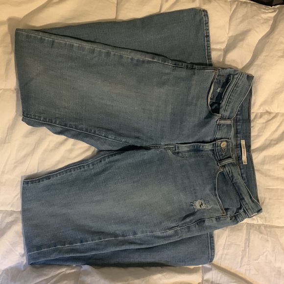 LEVI’S CLASSIC STRAIGHT JEANS - Picture 4 of 9